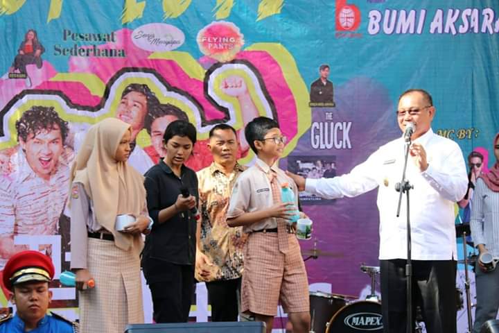 Akhyar Ajak Siswa Perguruan Yayasan Mandiri Medan Peduli Lingkungan