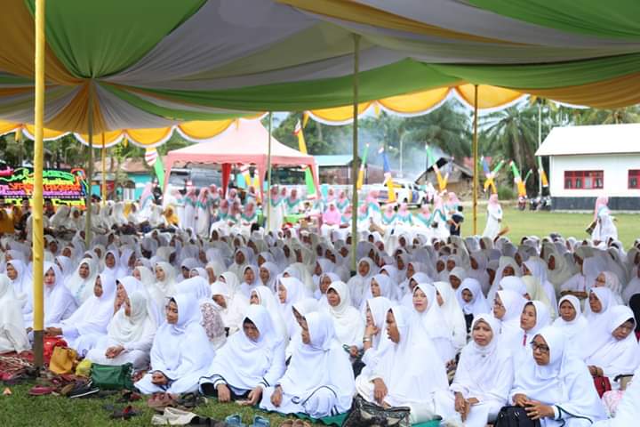 Bupati Labuhanbatu, Ingin Jadikan Generasi Penerus Ulama Besar