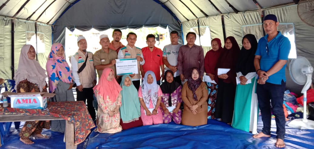 YBM PLN, Memberikan Santunan Korban Kebakaran di Perawang