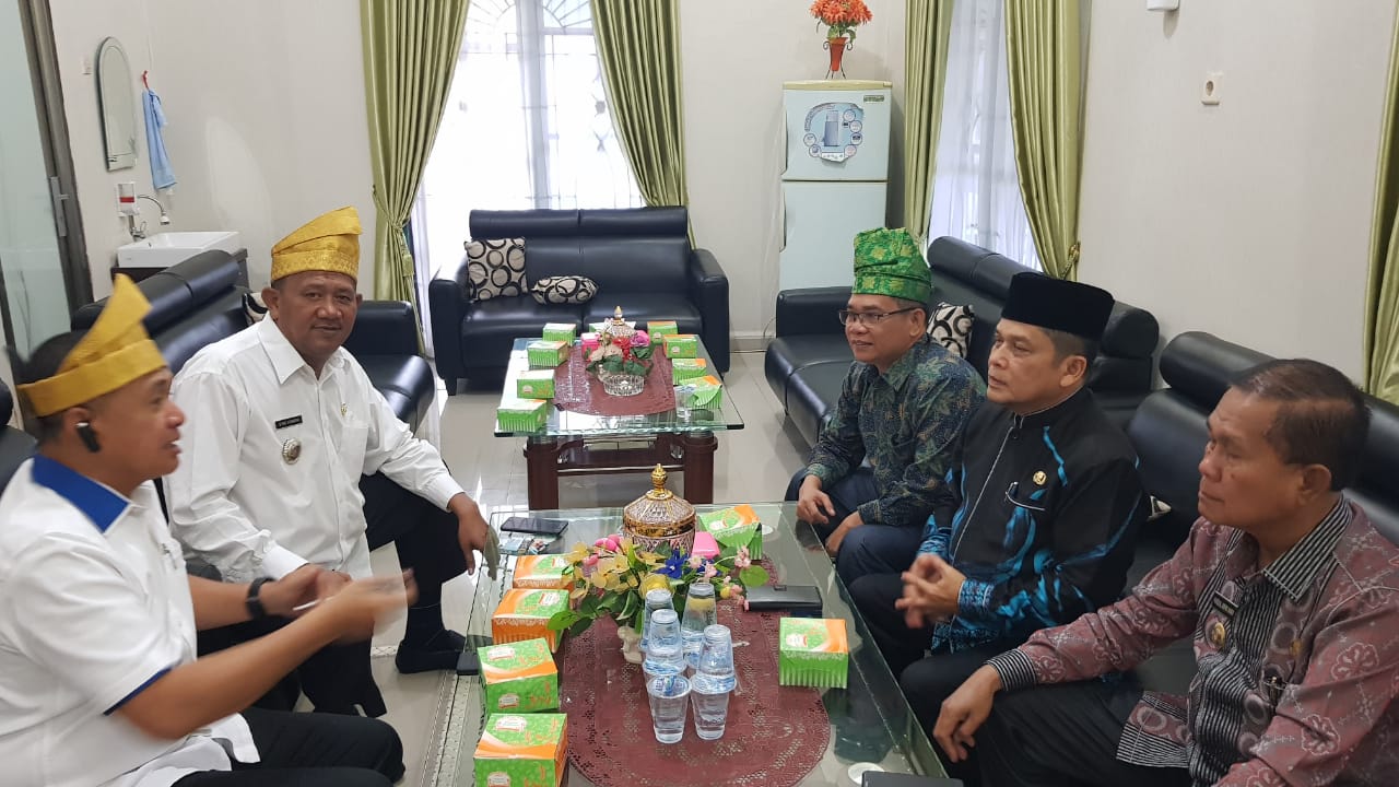 Musrenbang Provsu Wilayah Pantai Timur, Ralin Sinulingga Kecewa Biografi Kabupaten Langkat Tidak Ditayangkan
