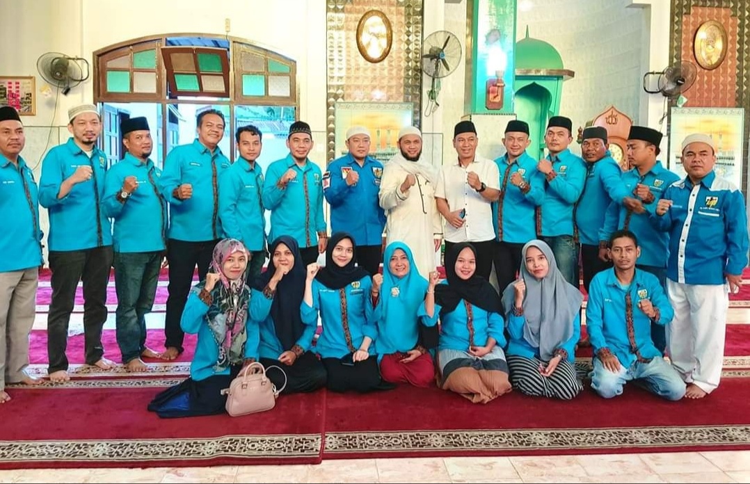 KNPI Medan Area, Aksi Gerakan Subuh Berjamaah Serta Santunan untuk Dhu'afa