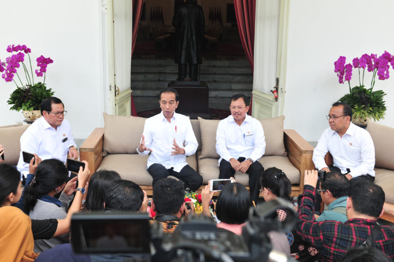 Dua WNI Positif Terinfeksi Covid-19, Presiden: Pemerintah Serius Tangani Virus Corona
