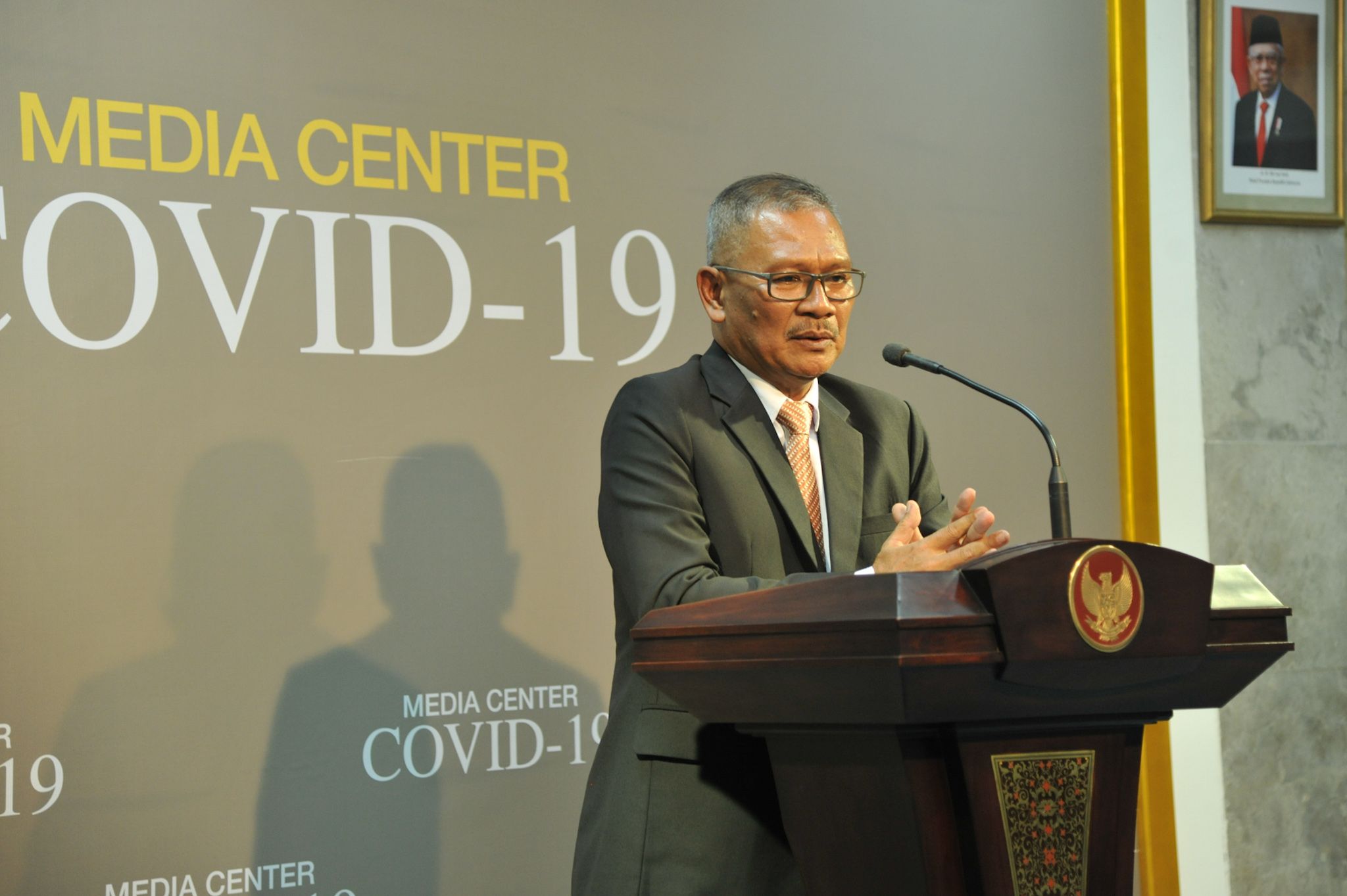 Pemerintah Tidak Umumkan Asal Negara WNA yang Terkonfirmasi Covid-19