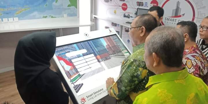 Akhyar Pelajari Aplikasi di Living Lab Smart City Nusantara PT Telkom Indonesia