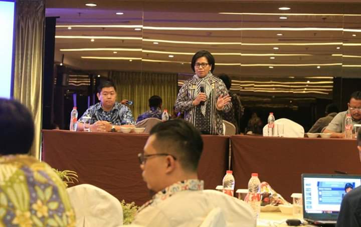 Hannalore Ajak LKS Tripartit Kota Medan Isolasi Diri Sendiri Cegah Penyebaran Virus Corona