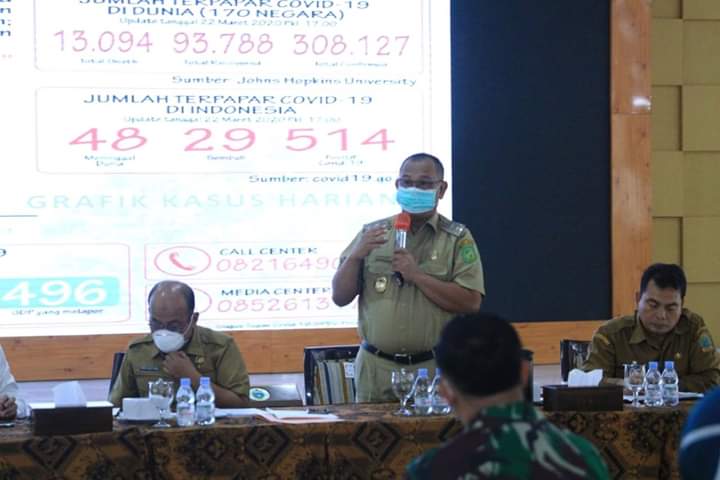 Akhyar Minta Warga Medan Tidak Lakukan Aktivitas di Luar Rumah