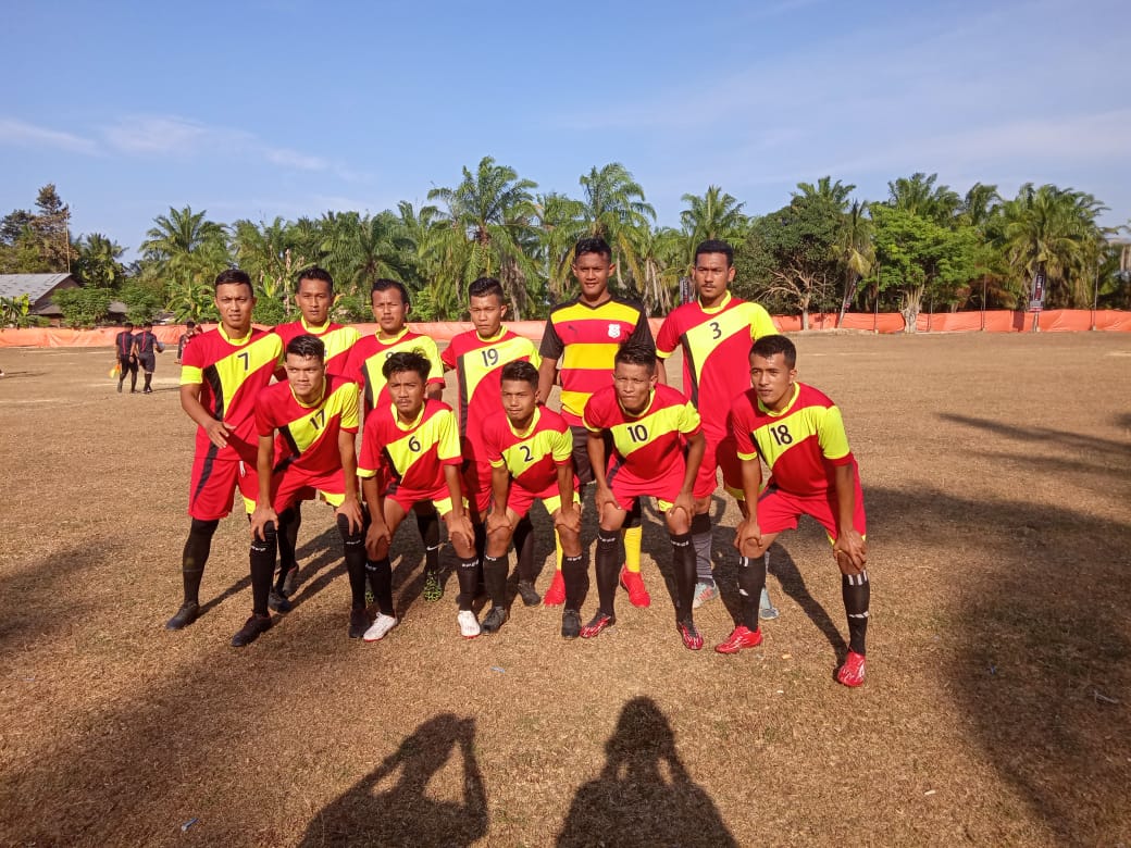 Kesebelasan PSKB Melakukan Adu Penalti