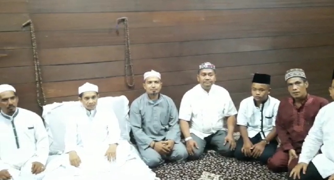 Tuan Guru Besilam Khalifah Zikmal Fuad Dikukuhkan