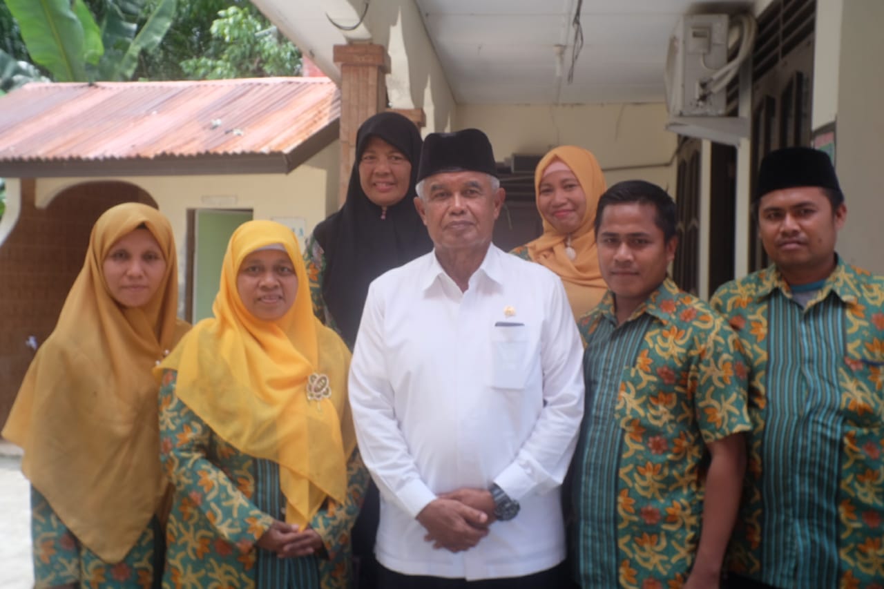Reses Anggota DPR RI, Guru Honor Kemenag Langkat Keluhkan Belum Dapat Gaji