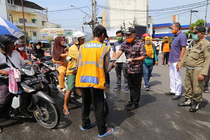 Pemkab Labuhanbatu, Semprotkan Disinfektan Massal untuk Cegah Covid-19