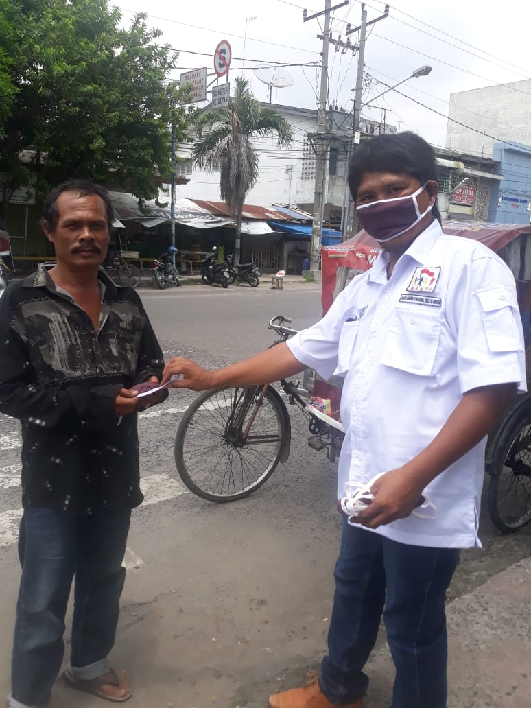 Antisipasi Penyebaran Virus Corona, BKNDI Sumut Bagikan Masker