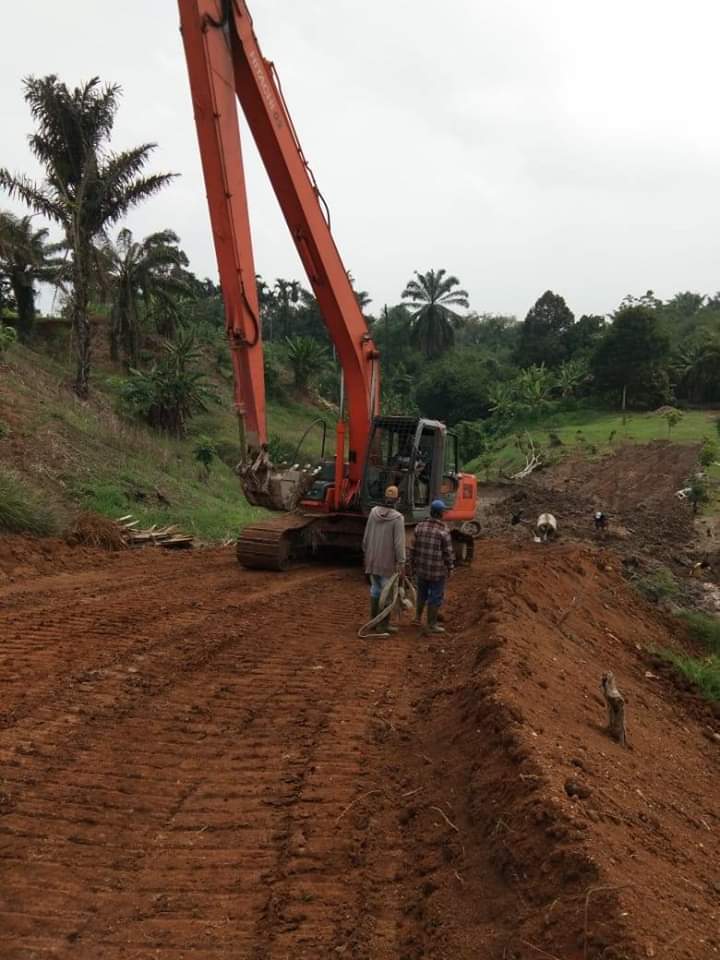 Akses Jalan Lahan Pemakaman Kasus Covid-19 PTU Simalingkar B Dikebut