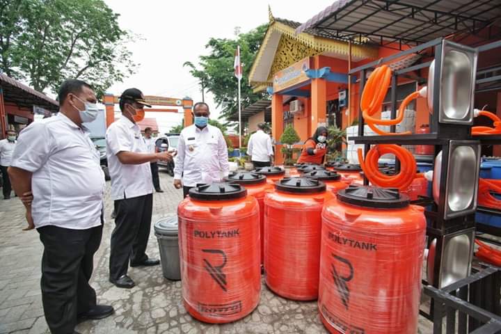 Akhyar Pantau Ketersediaan Cairan Disinfektan di Kantor BPBD Kota Medan