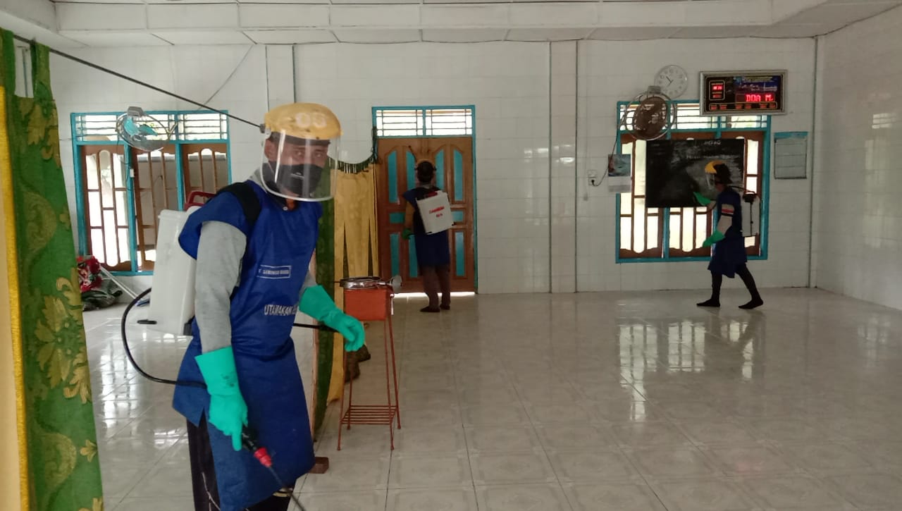 PT Siringo-ringo Bersama Perangkat Desa Bandar Kumbul Lakukan Pencegahan Virus Corona