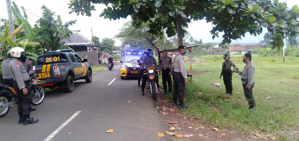 Pandemi Covid-19, Polisi Bubarkan Warga yang Gelar Latihan Burung Merpati