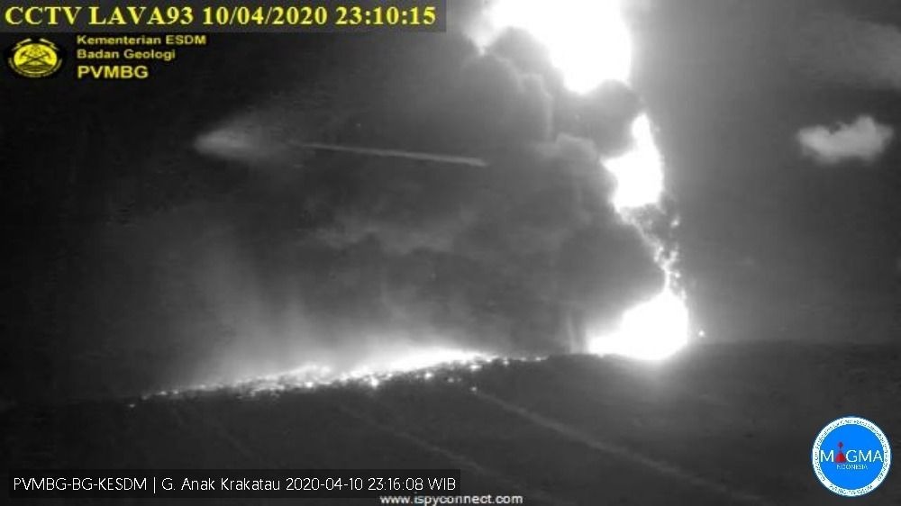 Gunung Anak Krakatau Meletus, Tinggi Kolom Abu Diperkirakan Mencapai 500 Meter