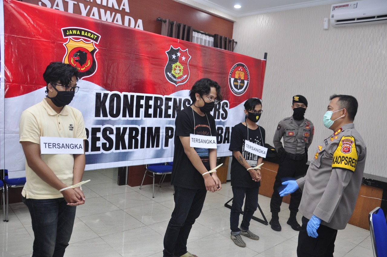 Polres Banjar, Amankan Tiga Pelaku Vandalisme 'Kill The Rich'