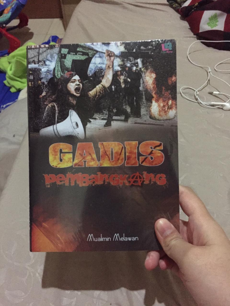 Penulis Novel Aliran Anarki Minta Polisi Baca Buku