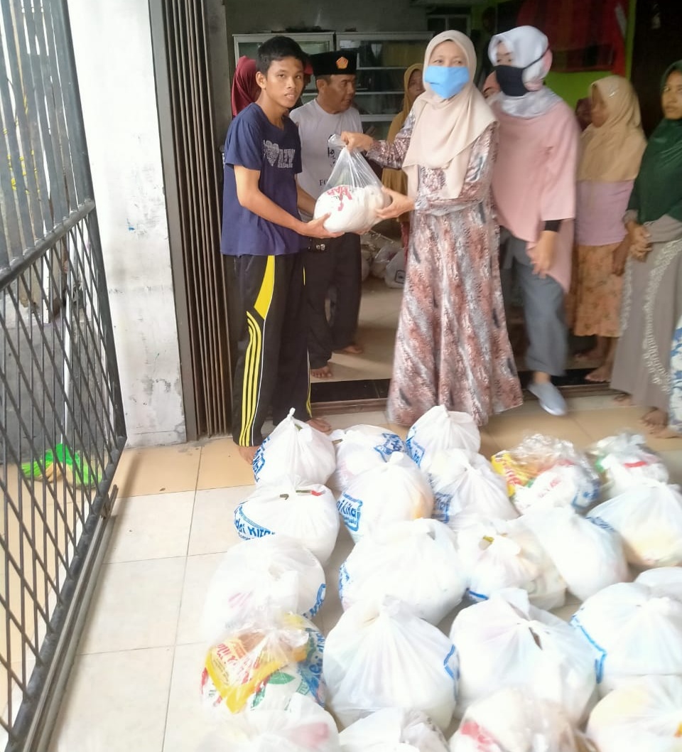 DPP RKLA Salurkan Sembako, Ustaz Martono Ucapkan Terima Kasih