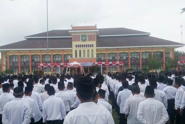Pelantikan Anggota BPD se Kabupaten Paluta, Diduga Ada Pungli