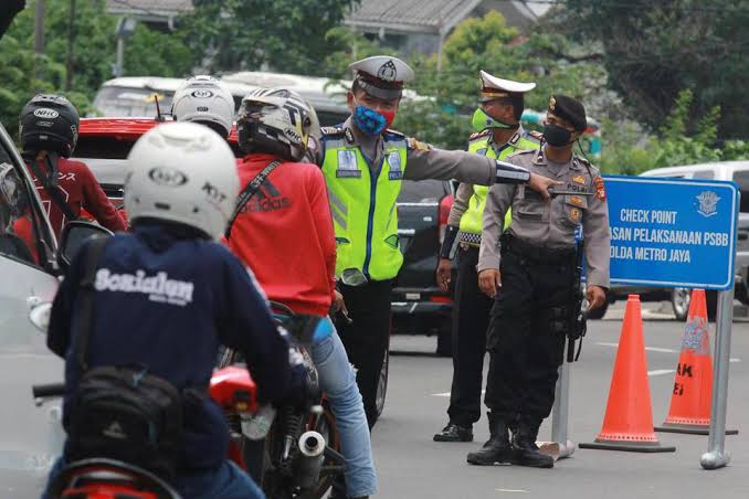 PSBB, Solusi Ekonomi atau Bencana Sosial?