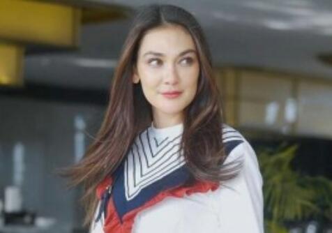 Luna Maya, Jomblo tetap Bahagia sampai Minta Dikenalkan pada Siwon