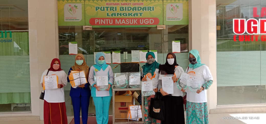 SPAK Bersama INTARKI, Yayasan Helping Hands Salurkan Bantuan APD ke Langkat