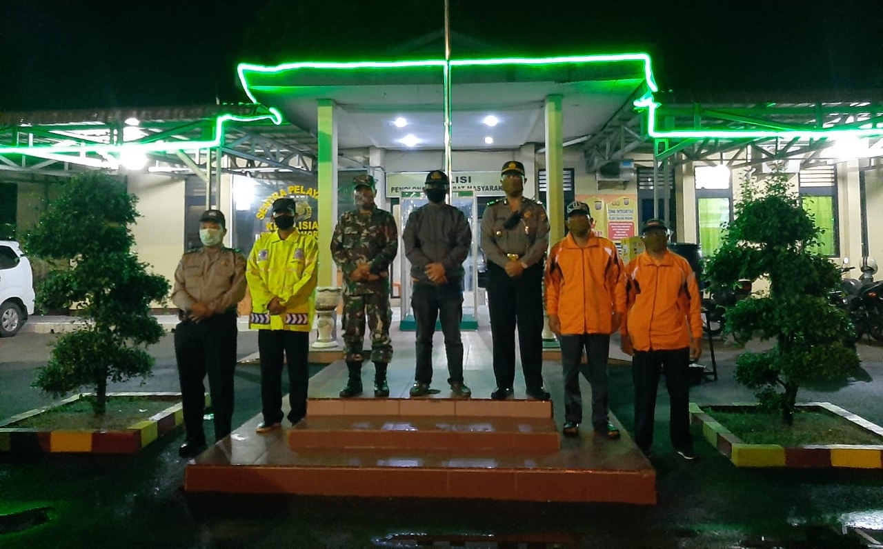 Polsek Tanjung Morawa dan Muspika, Sediakan Dapur Umum untuk Makan Sahur