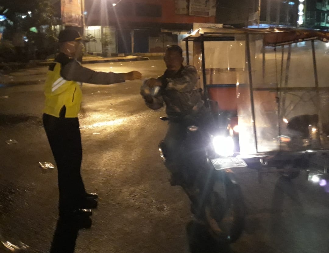 Polsek Tanjung Morawa dan Muspika, Sediakan Dapur Umum untuk Makan Sahur