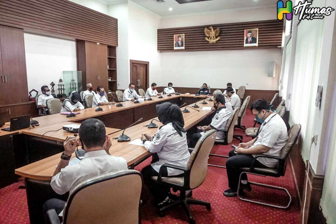 Bupati Ciamis, Dukung Pengangkatan Guru Honorer jadi PNS Tanpa Tes