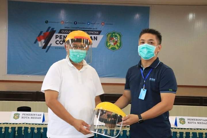 Pemko Medan Terima Bantuan 2.200 Paket Sembako dan 1.000 Helm APD