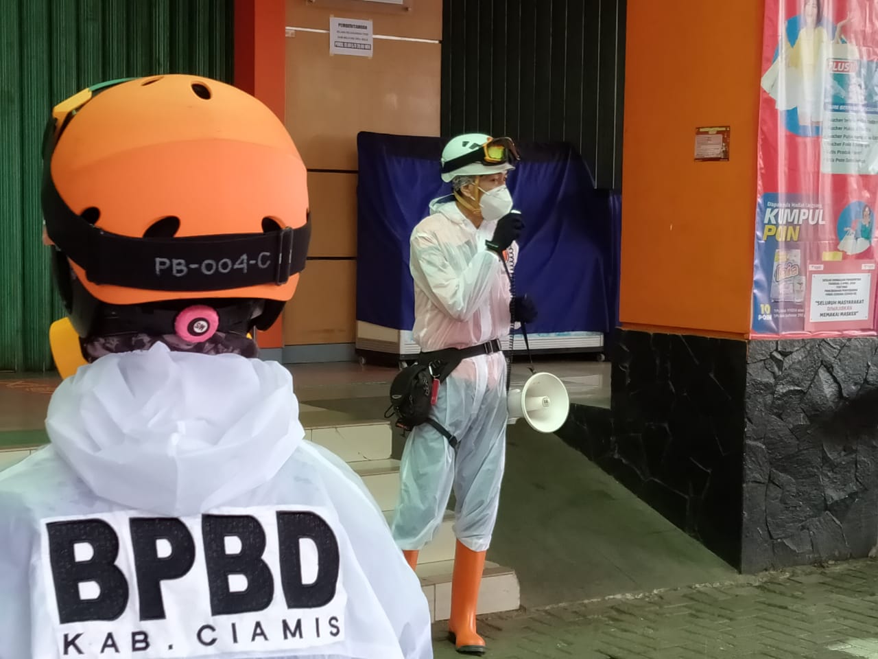 Pusat Perbelanjaan Toserba Yogya Ciamis, Semprot Disinfektan