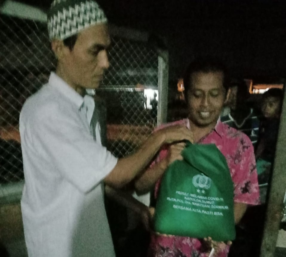 DPP-Laskar Mujahid Indonesia Bersama AMIR Berbagi Sembako di Kota Medan