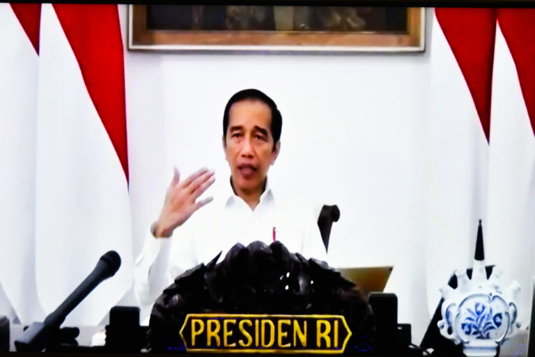 Empat Arahan Presiden Soal Persiapan Pelaksanaan Protokol Tatanan Normal Baru