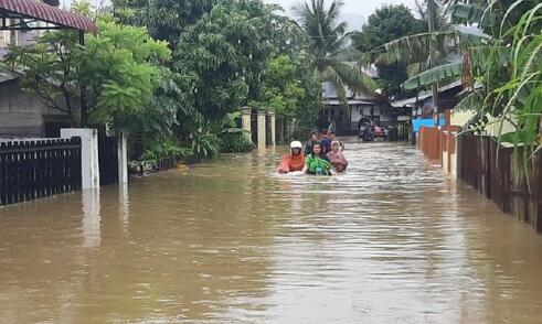 Banjir di Aceh, Pasien Corona Ngungsi dari RS