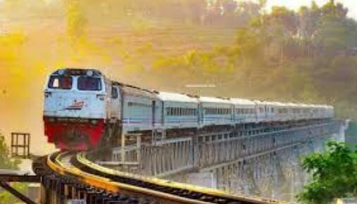 PT KAI Operasikan KA Luar Biasa Mulai Selasa Besok, Ini Rute dan Tarifnya