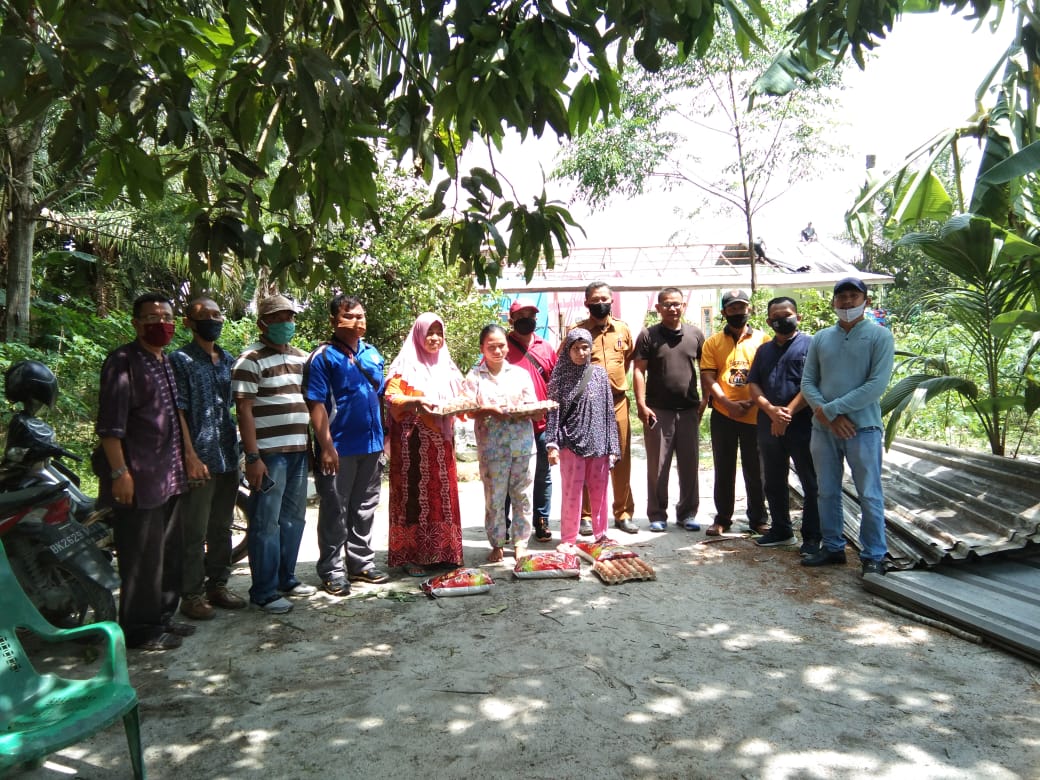 WUPDS Salurkan Bantuan Sembako dan Talih Asih kepada Korban Puting Beliung