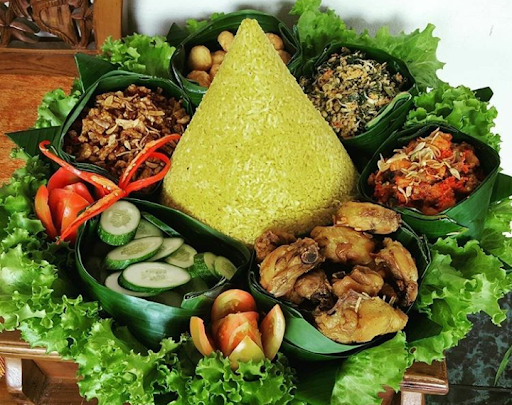Filosofi Tumpeng : Sejarah dan Tradisi