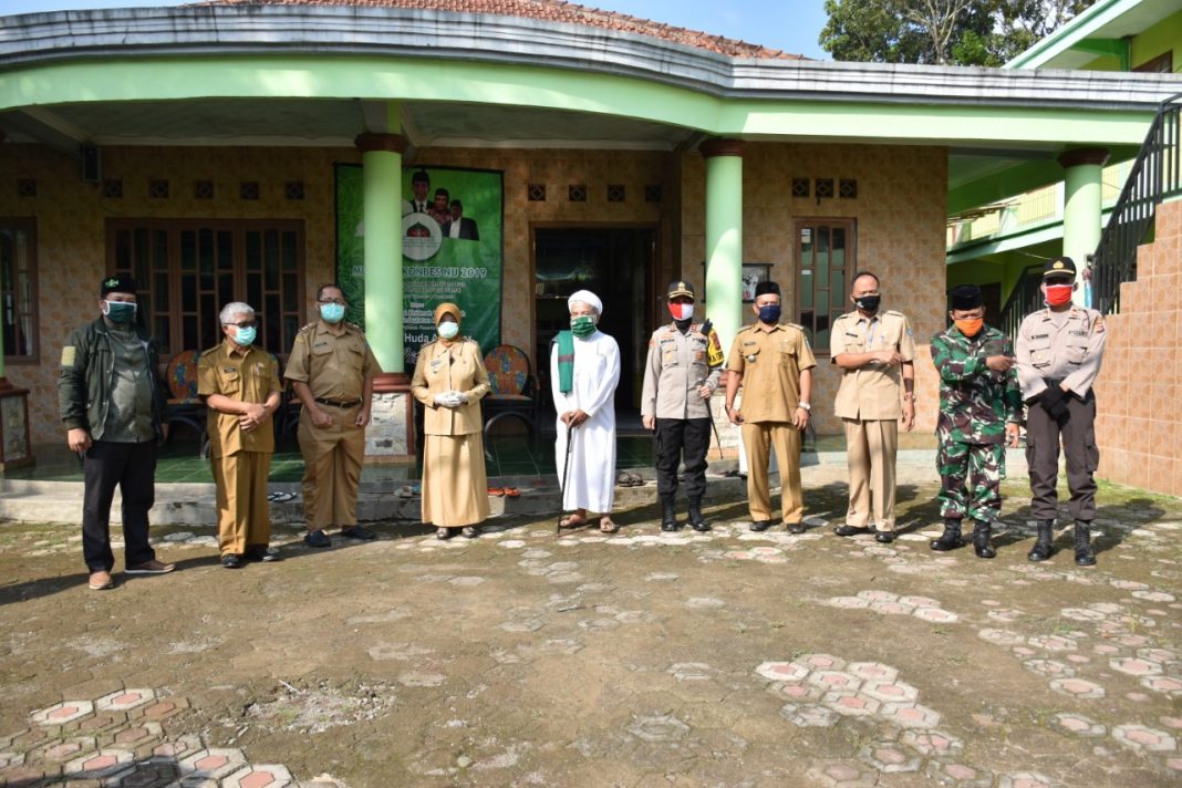 Kapolres Banjar, Pantau Rapid Test di Pondok Pesantren Miftahul Huda Al-Azhar