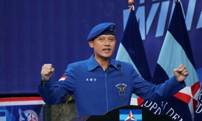 Goyang AHY, Demokrat Pecat Subur Sembiring
