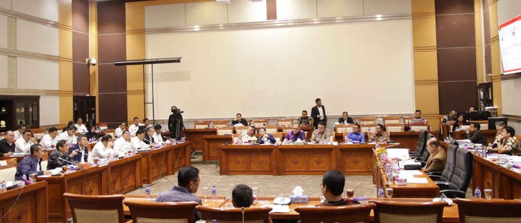 DPR-Menkumham Lanjutkan Pembahasan RKUHP dan RUU PAS