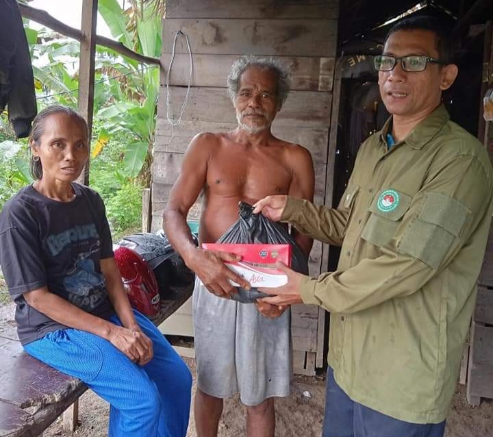 Pejuang Islam Nusantara Sumut, Sambangi Rumah Pasuntri yang Tinggal di Gubuk
