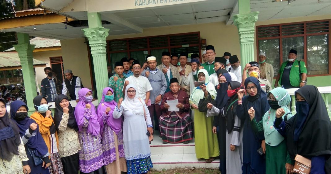 Tolak RUU HIP, Ketua MUI Langkat Bacakan Pernyataan Sikap