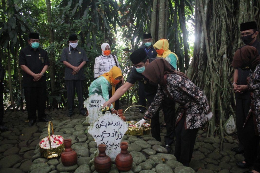 HUT Ciamis ke-378, Bupati dan Forkopimda Ziarah ke Makam Leluhur