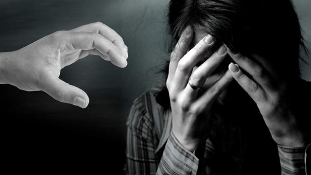 Tusukan Gunting dan Caci Maki Saksi Bisu saat Bapak Perkosa Anak Kandung