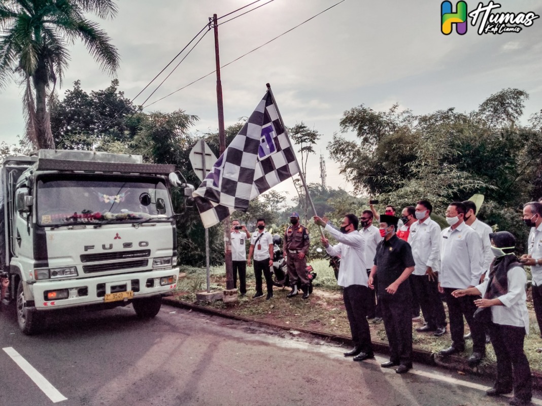Bupati Ciamis, Resmikan Uji Coba Pengalihan Kendaraan Angkutan Barang ke Jalur Lingkar Selatan