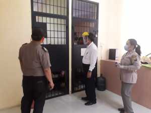 Sat Tahti Polresta Deli Serdang, Rutin dan Berkala Cek Kesehatan Para Tahanan