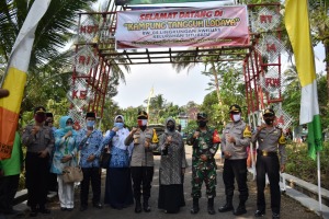 Kapolres Banjar Dampingi Walikota Resmikan Lembur Tohaga Lodaya