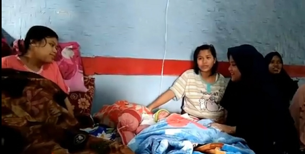 Geger! Seorang Ibu di Tasik Mendadak Hamil 1 Jam dan Melahirkan Bayi Pria