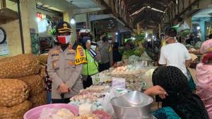 Cegah Covid-19, Polres Banjar Terus Gencarkan Sosialisasi Protokol Kesehatan kepada Masyarakat